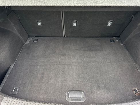 Used 2018 Hyundai Elantra GT image 15