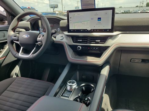 New 2026 Ford Explorer ST-Line AWD/4WD image 13