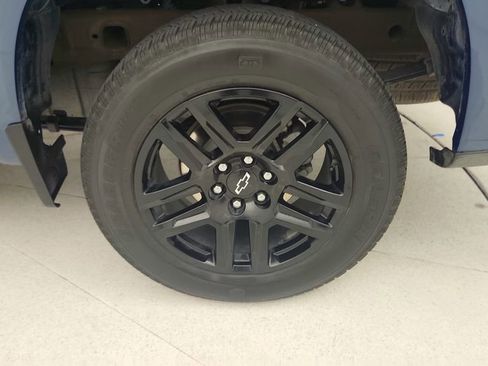 Used 2024 Chevrolet Silverado 1500 Custom RWD image 26