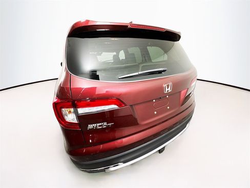 Used 2022 Honda Pilot Touring image 6