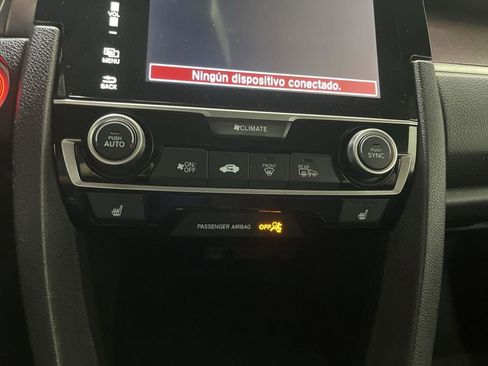 Used 2018 Honda Civic Touring image 18