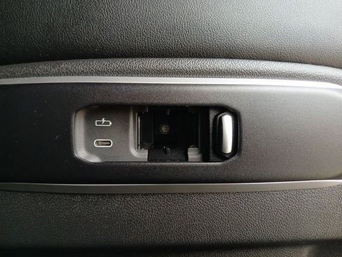 Used 2024 BMW X5 xDrive40i image 16