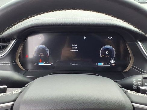 Used 2023 Jeep Grand Cherokee L Limited image 19