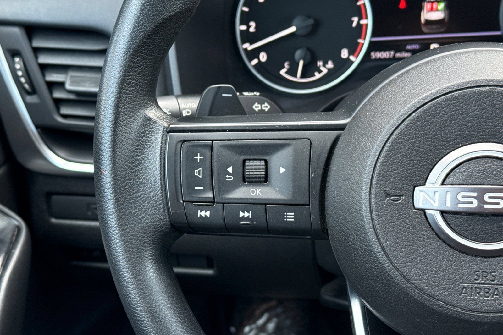 Certified 2024 Nissan Rogue S AWD/4WD image 31