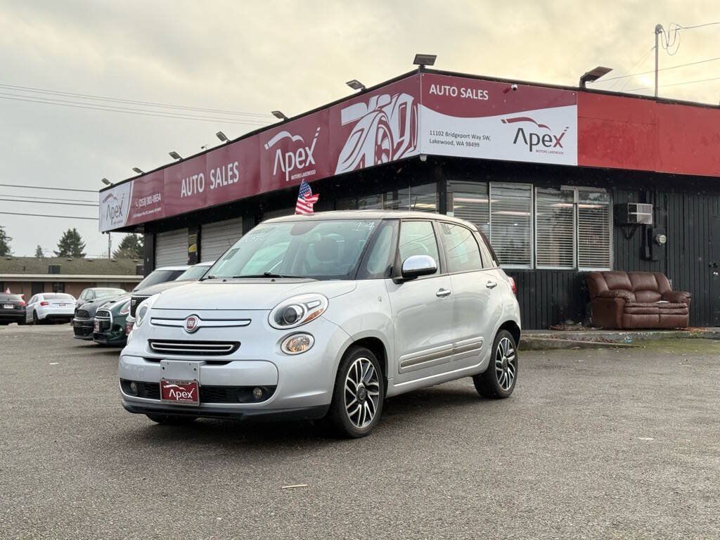 Used 2014 FIAT 500L Lounge FWD image 2