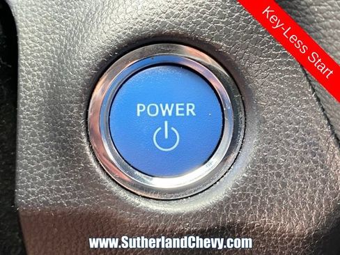 Used 2021 Toyota RAV4 XLE AWD/4WD image 23
