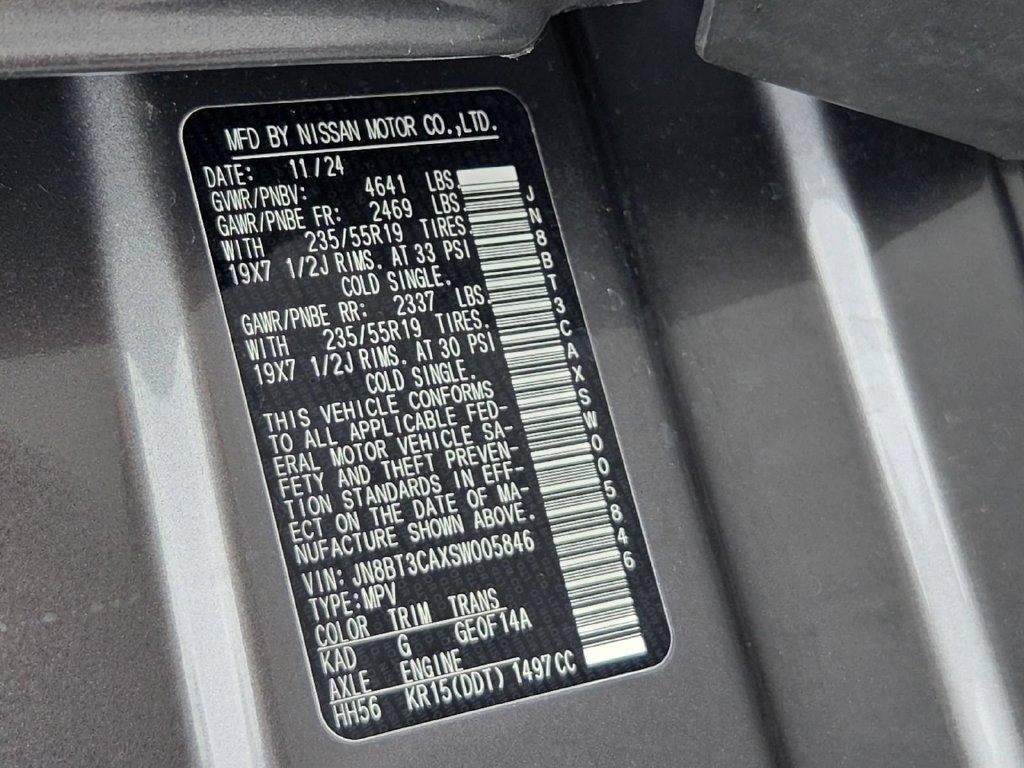 Used 2025 Nissan Rogue SL FWD image 35
