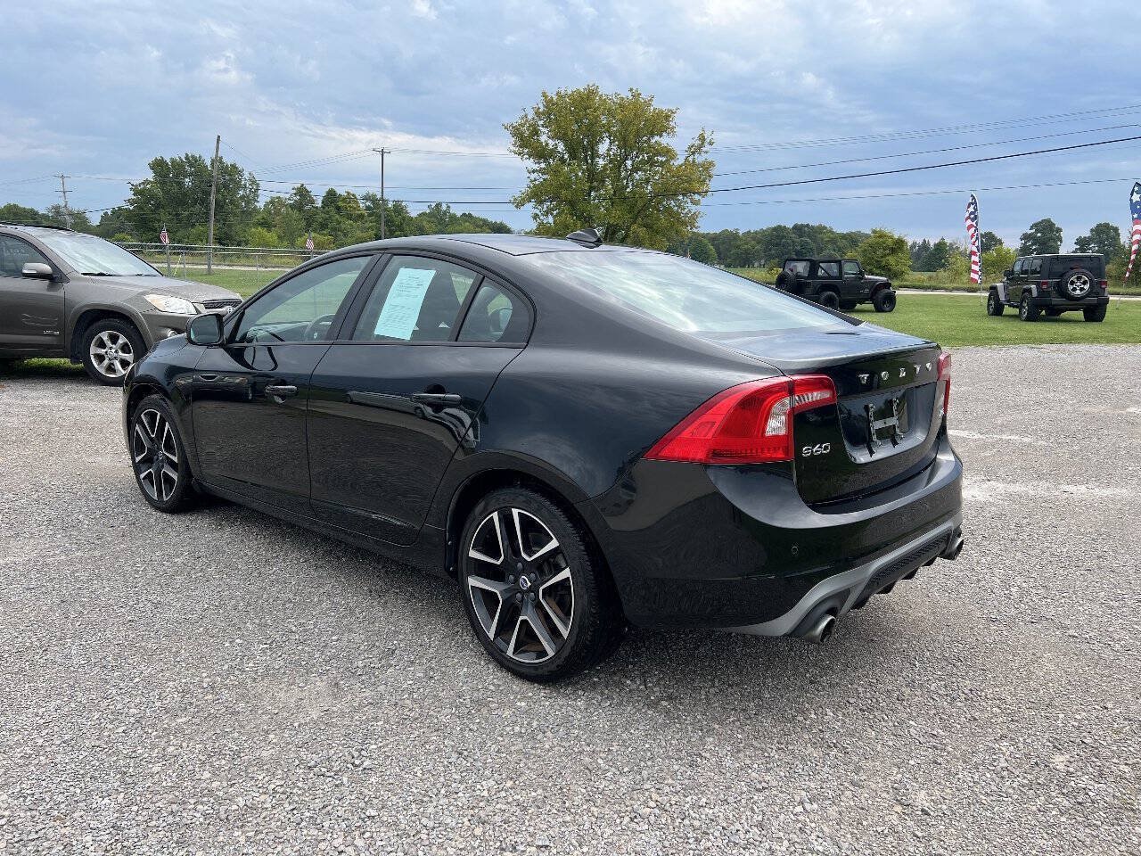 Used 2018 Volvo S60 T5 Dynamic w/ Vision Package FWD image 6