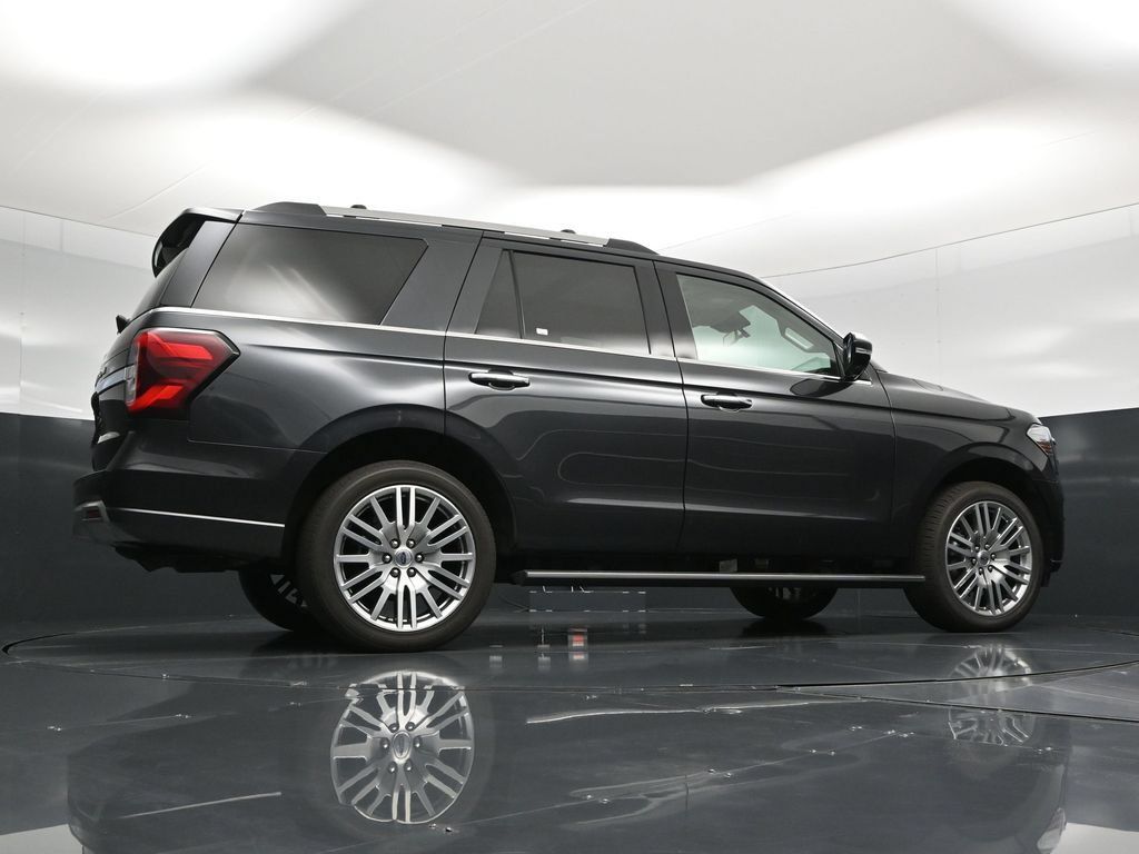 Used 2024 Ford Expedition Limited AWD/4WD image 56