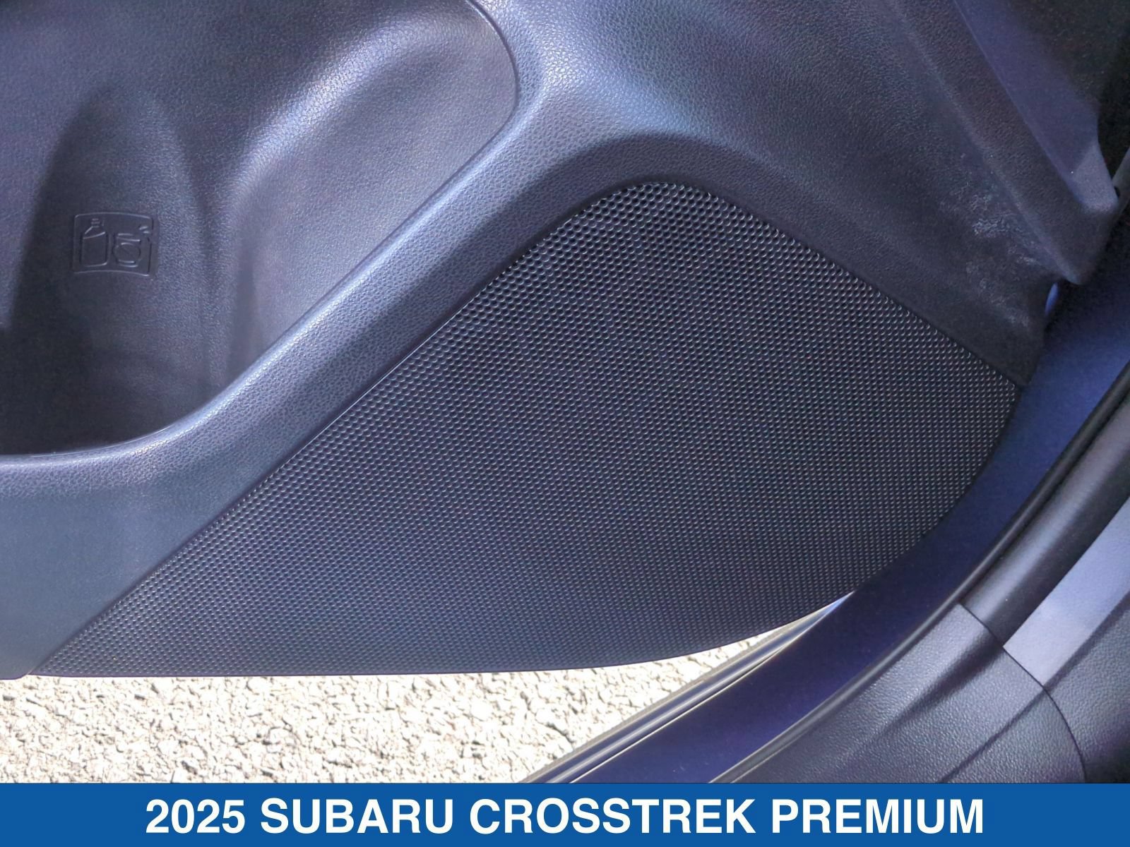Certified 2025 Subaru Crosstrek 2.5i Premium AWD/4WD image 14