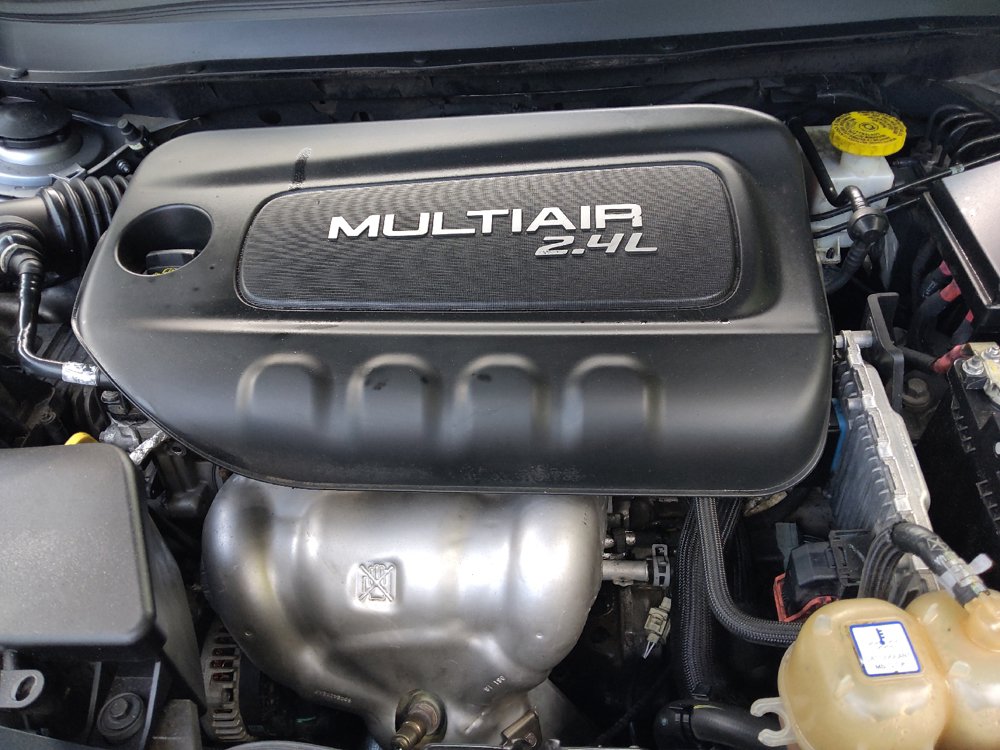 Used 2019 Jeep Cherokee Limited FWD image 30