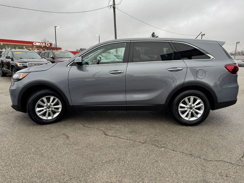 Used 2020 Kia Sorento LX image 4