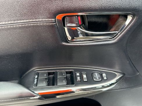 Certified 2018 Toyota Avalon XLE image 15