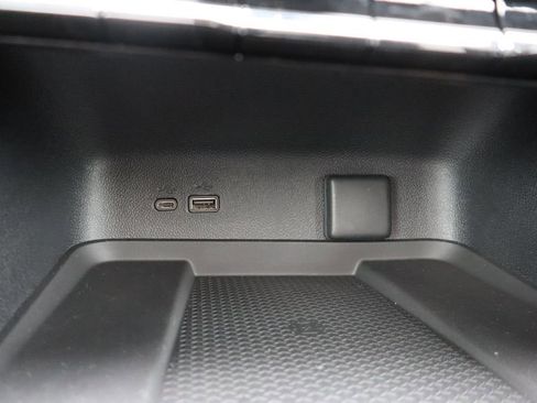 Used 2024 Chevrolet Traverse RS w/ LPO, Floor Liner Package FWD image 20