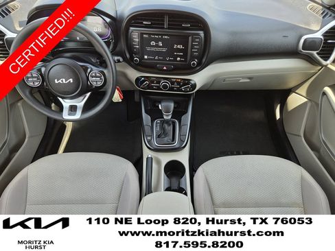 Certified 2025 Kia Soul LX w/ LX Technology Package FWD image 5