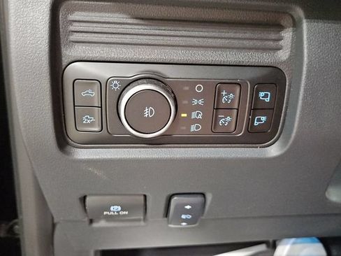 Used 2026 Ford F250 Lariat w/ Lariat Premium Package AWD/4WD image 30