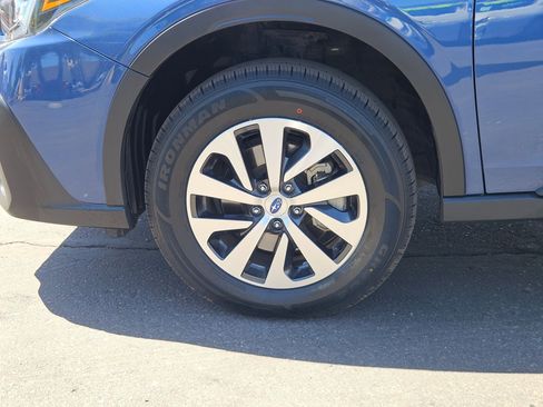 Used 2021 Subaru Outback Premium AWD/4WD image 10