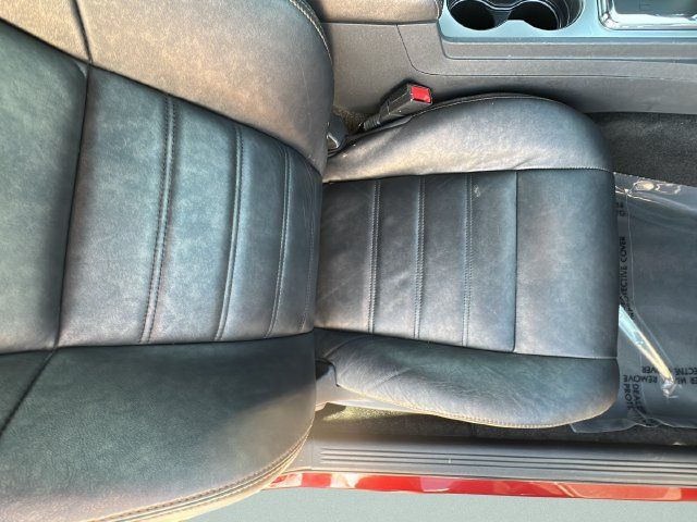 Used 2014 Dodge Challenger SXT RWD image 17