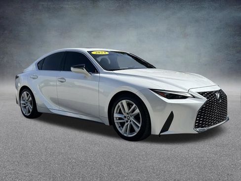 Used 2024 Lexus IS 300 w/ Comfort Package RWD image 3