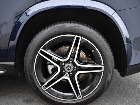 Used 2022 Mercedes-Benz GLS 450 4MATIC image 16