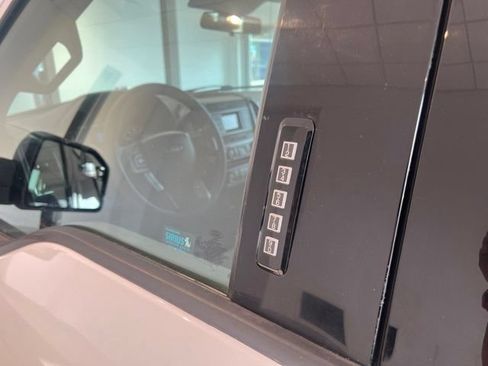Used 2017 Ford F150 XLT AWD/4WD image 28