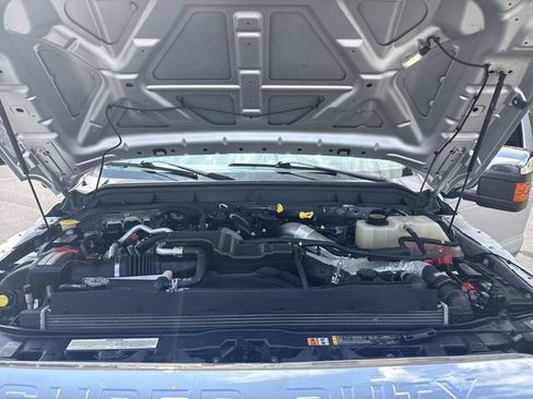 Used 2016 Ford F350 Lariat w/ Lariat Ultimate Package AWD/4WD image 26