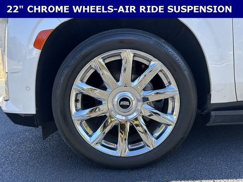 Used 2023 Cadillac Escalade Premium Luxury Platinum image 12