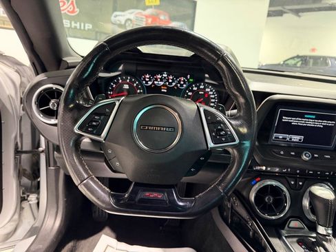 Used 2018 Chevrolet Camaro SS image 22