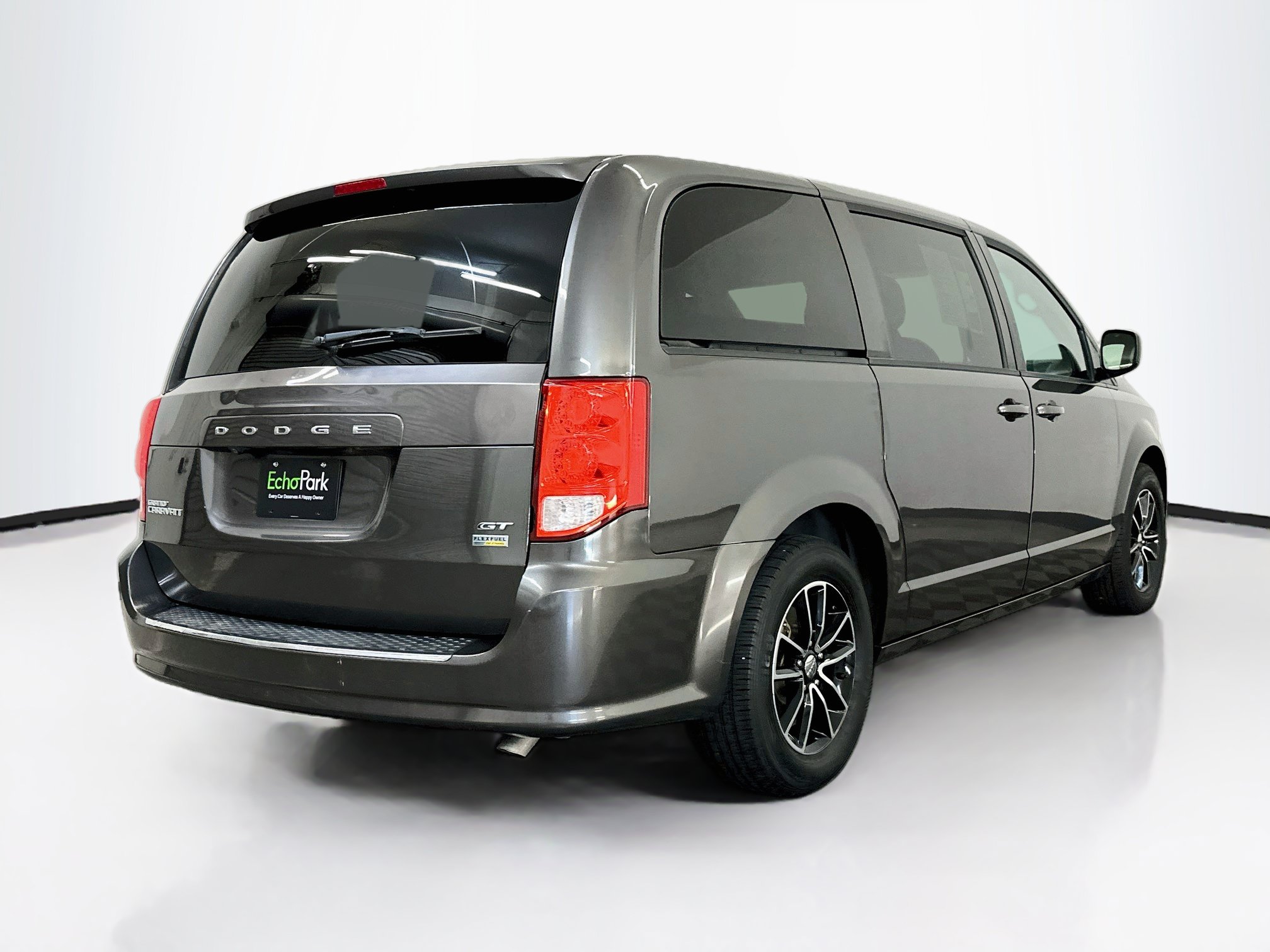 Used 2018 Dodge Grand Caravan GT FWD image 9