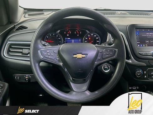 Used 2021 Chevrolet Equinox LT image 11