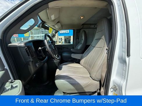 Used 2021 Chevrolet Express 3500 Extended w/ Driver Convenience Package RWD image 13