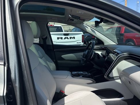 Used 2023 Hyundai Tucson SEL AWD/4WD image 32