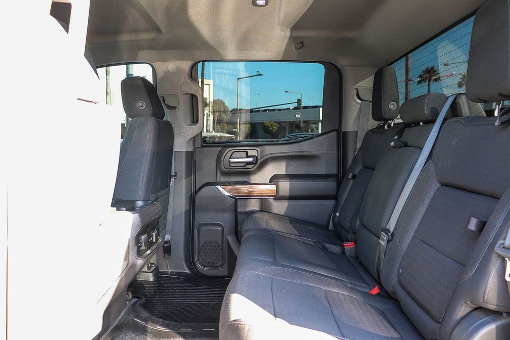 Used 2021 Chevrolet Silverado 1500 LT Trail Boss w/ Bed Protection Package AWD/4WD image 18