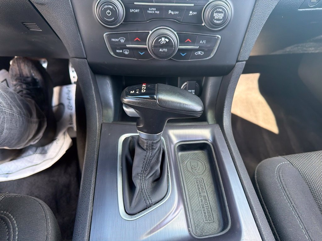 Used 2018 Dodge Charger R/T Scat Pack RWD image 31