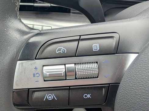 Used 2024 Hyundai Kona SEL FWD image 19