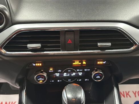 Used 2018 MAZDA CX-9 Touring AWD/4WD image 27