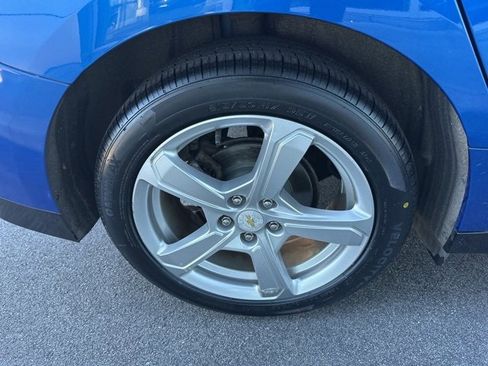 Used 2017 Chevrolet Volt LT w/ Comfort Package image 31