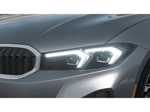 New 2026 BMW 330i xDrive Sedan w/ Convenience Package AWD/4WD image 6