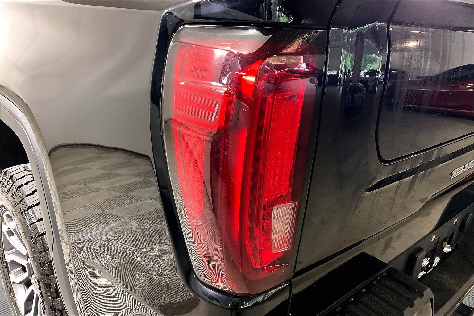 Used 2021 GMC Sierra 1500 AT4 w/ AT4 Premium Package AWD/4WD image 31