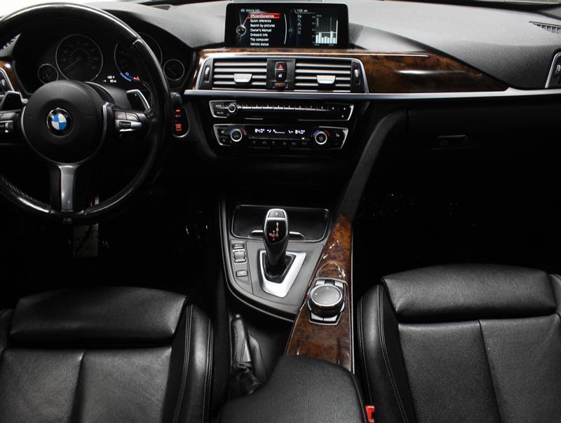Used 2016 BMW 328i xDrive Sedan AWD/4WD image 9