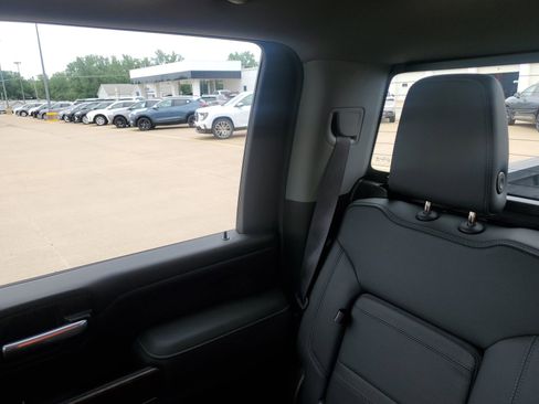 Used 2021 GMC Sierra 2500 Denali w/ Denali Ultimate Package AWD/4WD image 13