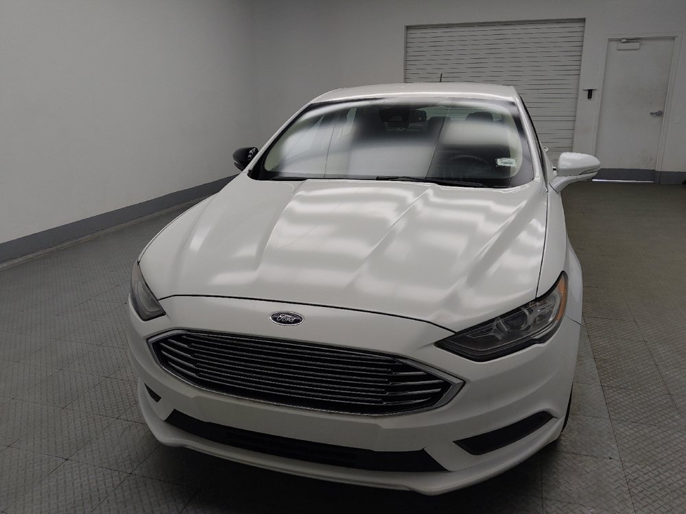 Used 2018 Ford Fusion SE FWD image 15