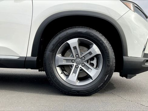 Used 2023 Honda Pilot EX-L image 12