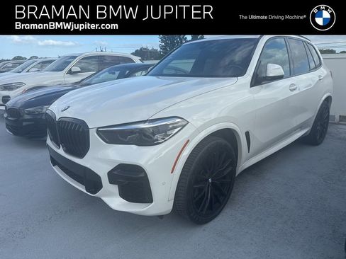 Certified 2023 BMW X5 xDrive40i w/ M Sport Package image 1