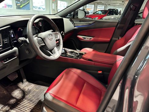 Used 2025 Lexus NX 350h AWD w/ Premium Package image 7
