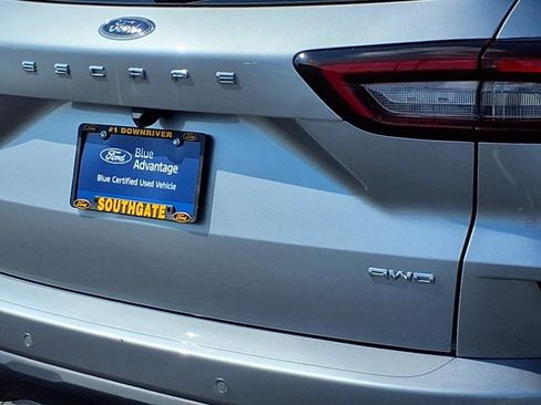 Certified 2023 Ford Escape ST-Line Elite image 25