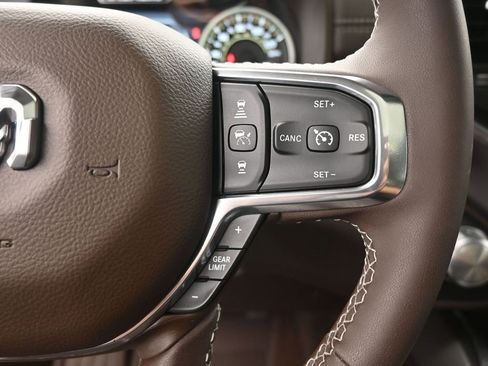 Used 2025 RAM 1500 Laramie w/ Laramie Southwest Edition image 10