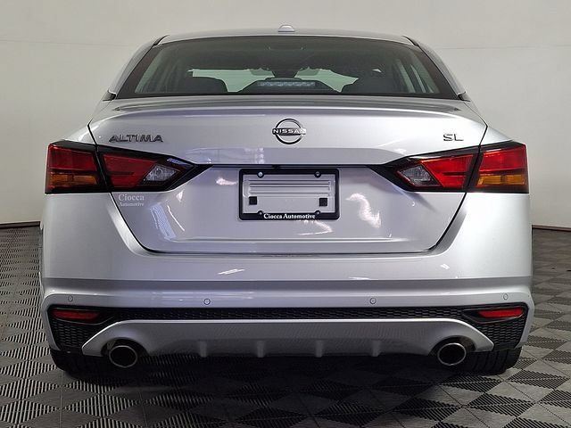 Used 2024 Nissan Altima 2.5 SL FWD image 8
