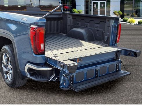 Used 2024 GMC Sierra 1500 SLT w/ SLT Premium Package AWD/4WD image 27