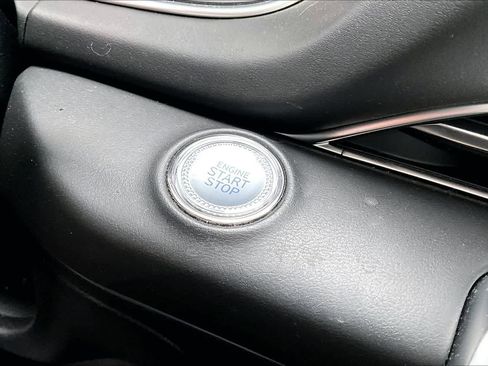 Used 2022 Genesis GV80 2.5T w/ Prestige Package 05 image 29